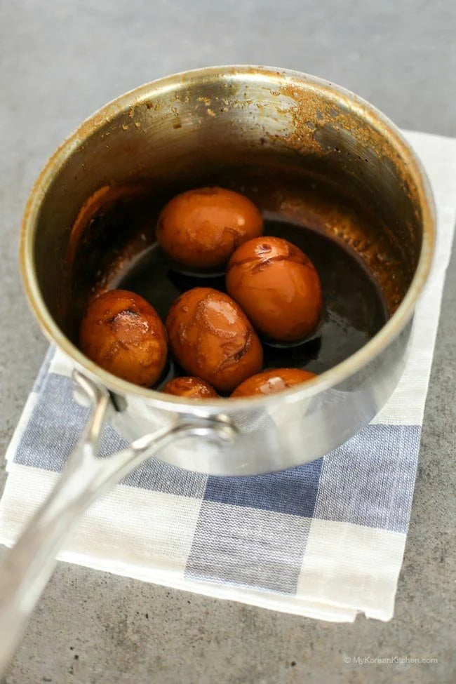 Taiwanese Braised Eggs (6 eggs)